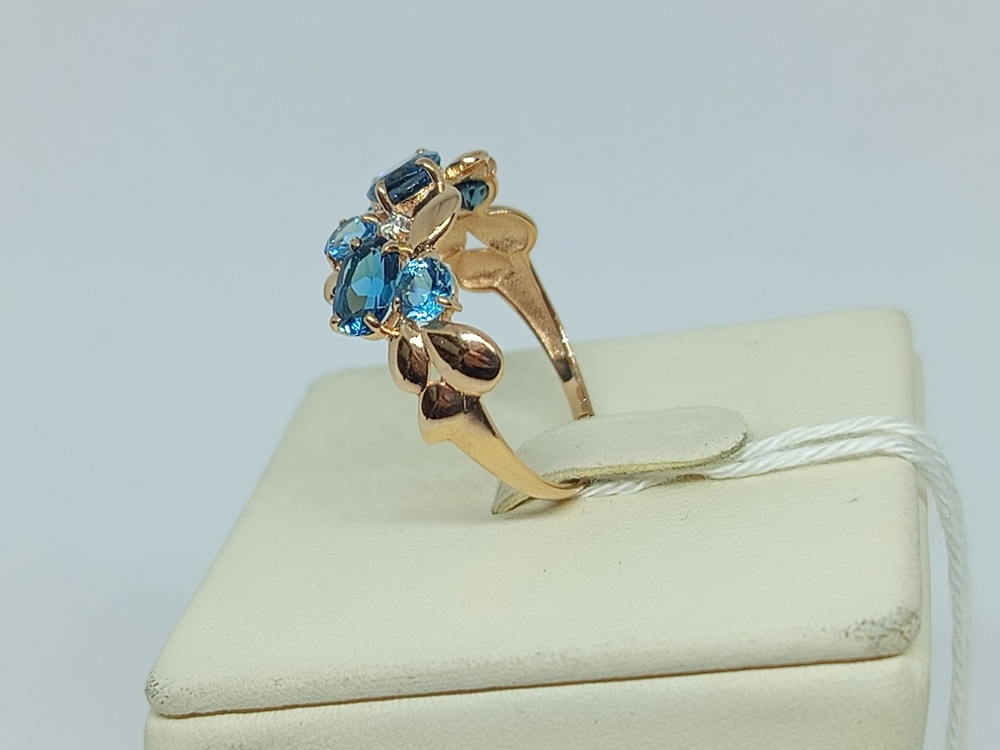 КОЛЬЦО С КАМНЯМИ (Au 585)