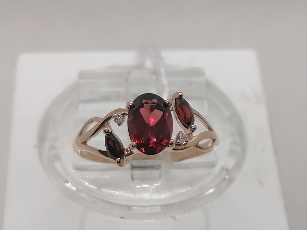 КОЛКМИ585 КОЛЬЦО С КАМНЯМИ (Au 585)