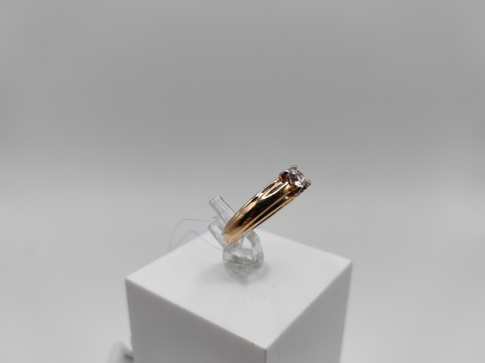 КОЛЬЦО С КАМНЯМИ (Au 585)