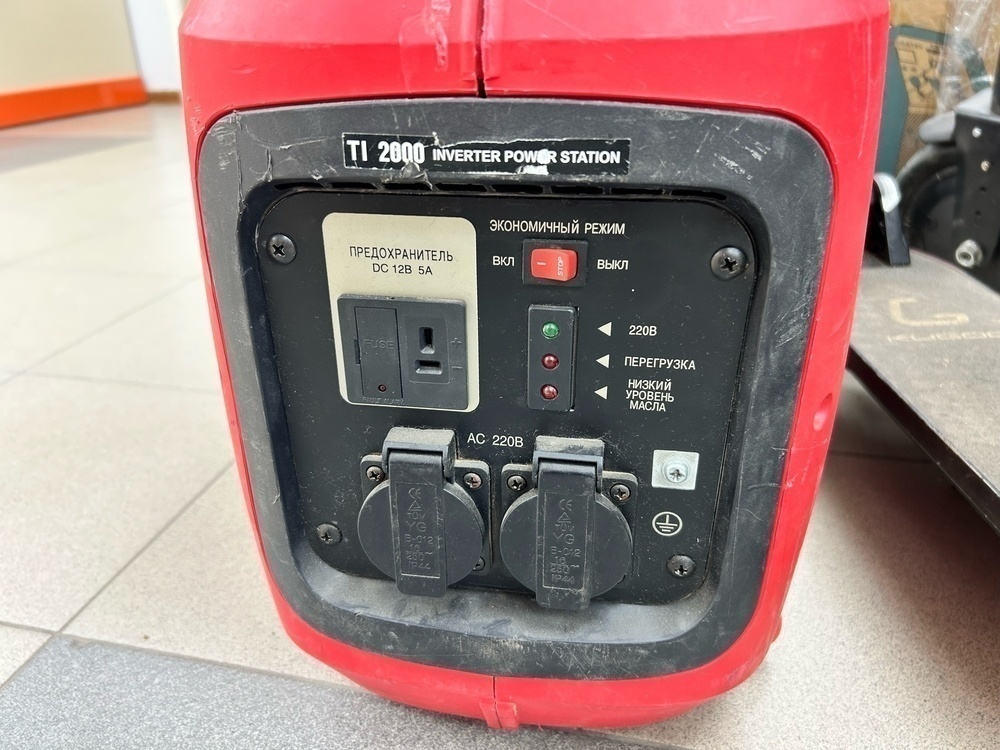 Бензогенератор Boxbot BGA 1000