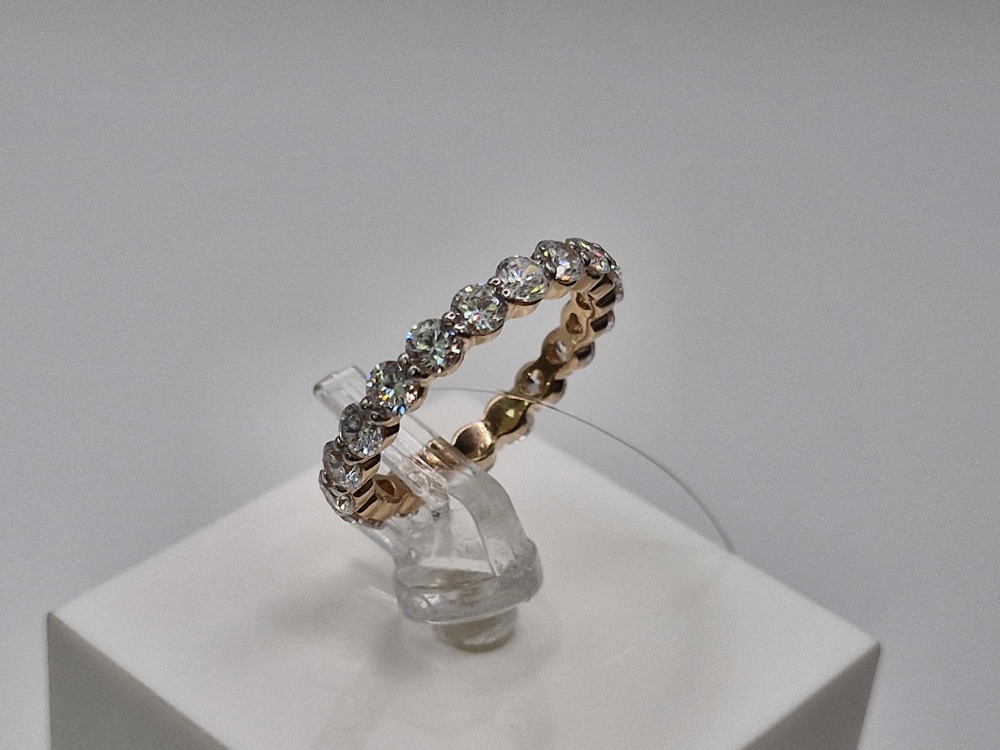 КОЛЬЦО С КАМНЯМИ (Au 585)