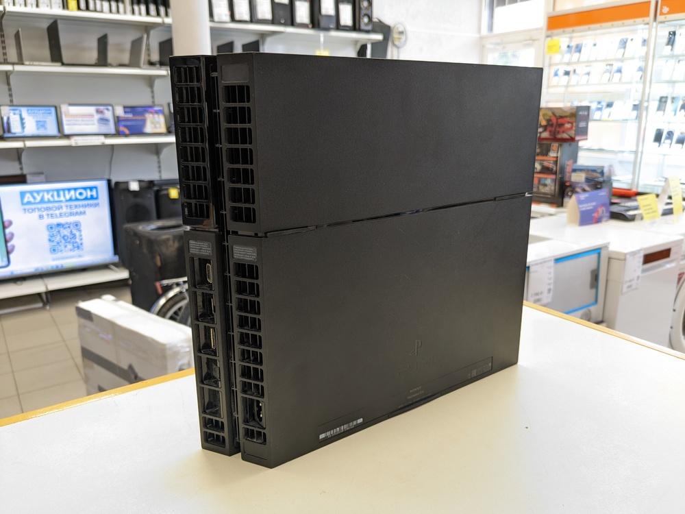 Игровая приставка PlayStation 4 FAT 500GB