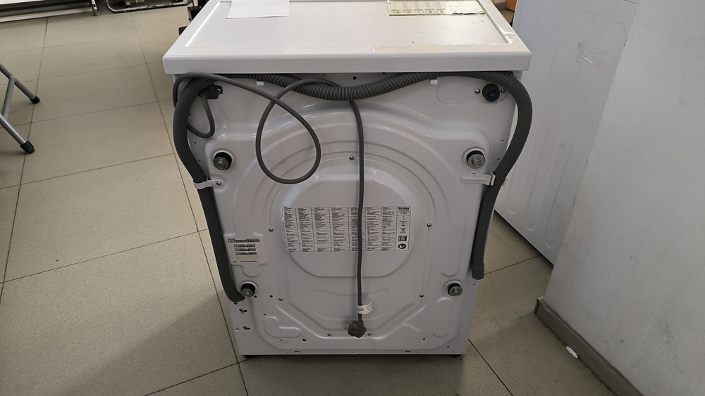 Стиральная машина Haier HW70-BP12969A
