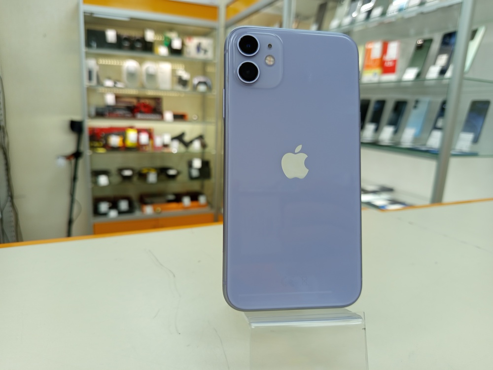 Смартфон Apple iPhone 11 64Gb