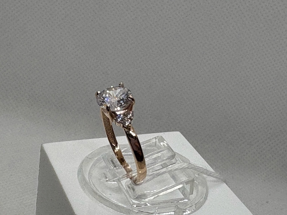 КОЛКМИ585 КОЛЬЦО С КАМНЯМИ (Au 585) КОЛКМИ585 КОЛЬЦО С КАМНЯМИ (Au 585)