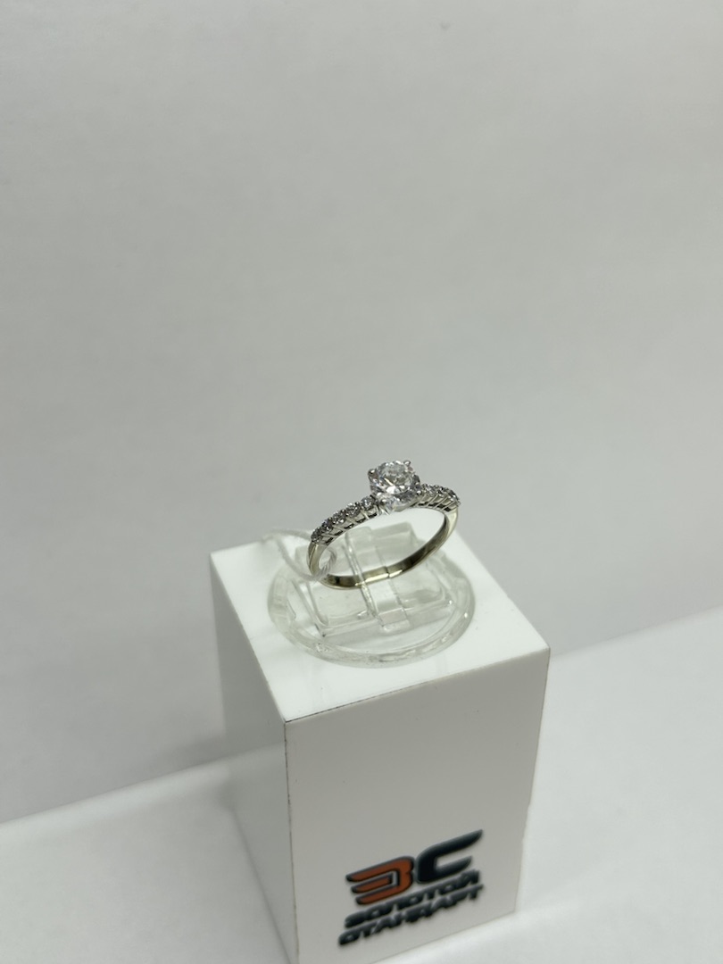 КОЛЬЦО С КАМНЯМИ (Au 585)