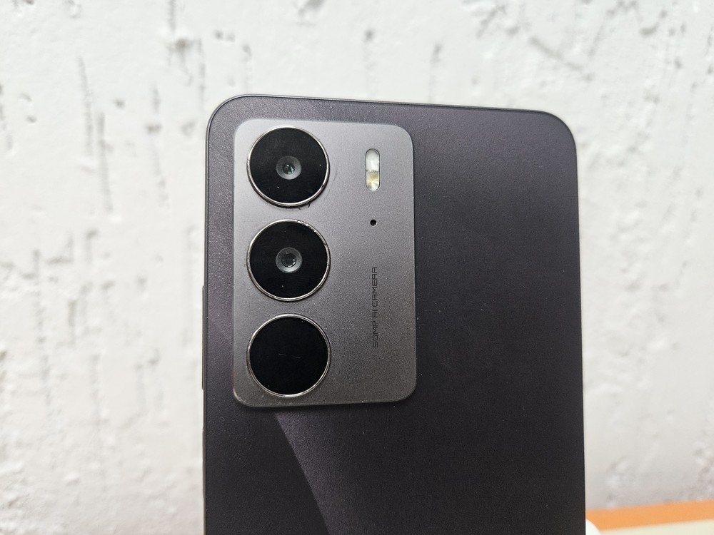 Смартфон Realme C75 8/128