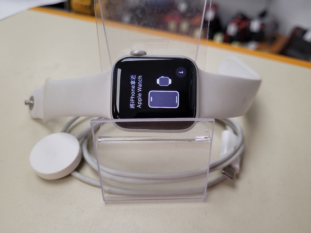 Смарт-часы Apple Watch SE 2022 40mm