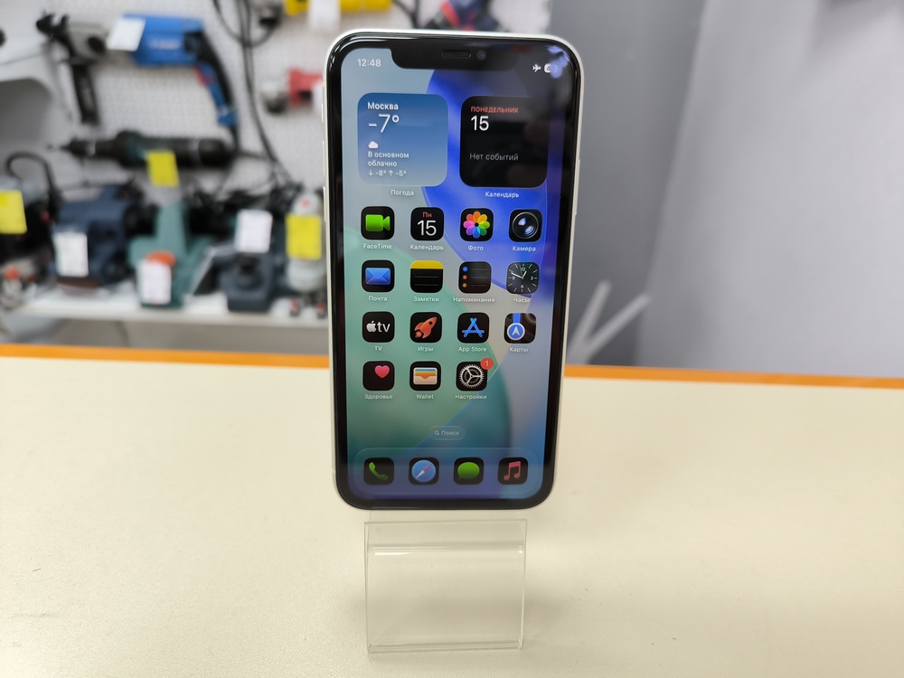 Смартфон Apple iPhone 11 64Gb