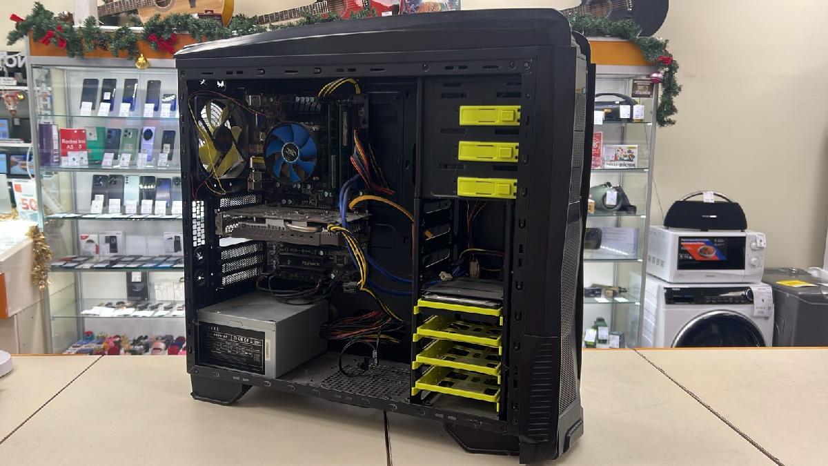 Системный блок MSI GMC; Core i5-4400, GeForce GTX 1060 6GB, 8 Гб, 256 Гб, Нет