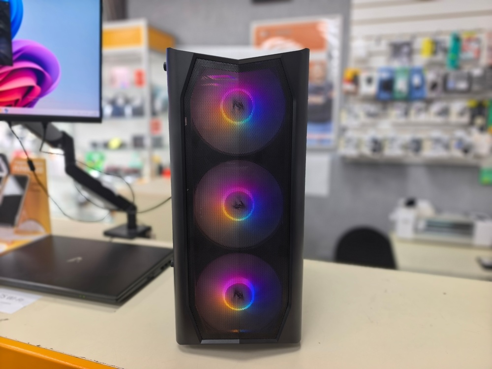 Системный блок Noname; Core I5-12400F, Geforce RTX 5060, 32 Гб, 500 Гб, Нет