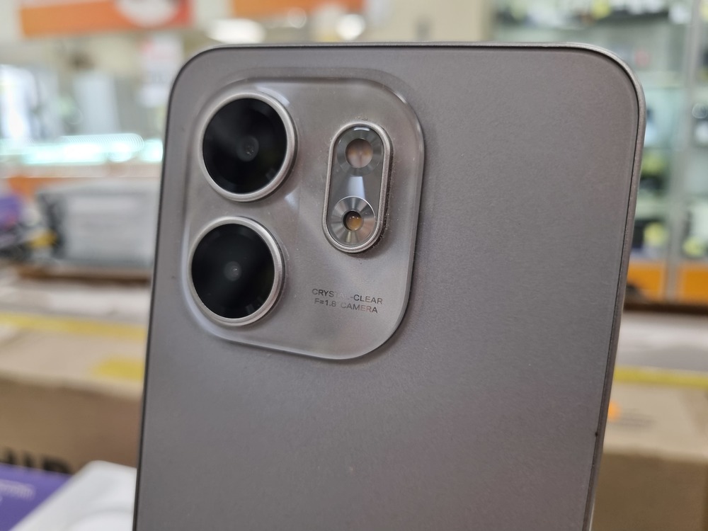 Смартфон Infinix Smart 9 4/128