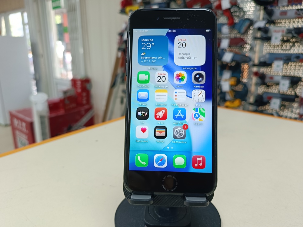 Смартфон Apple Iphone SE 2022 128Gb