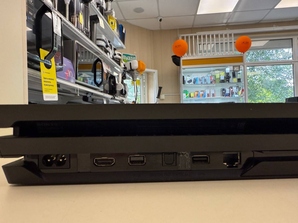 Игровая приставка PlayStation 4 Pro 1Tb