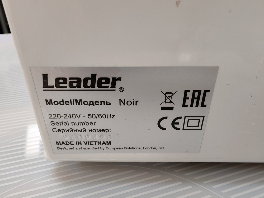 Швейная машина Leader Noir