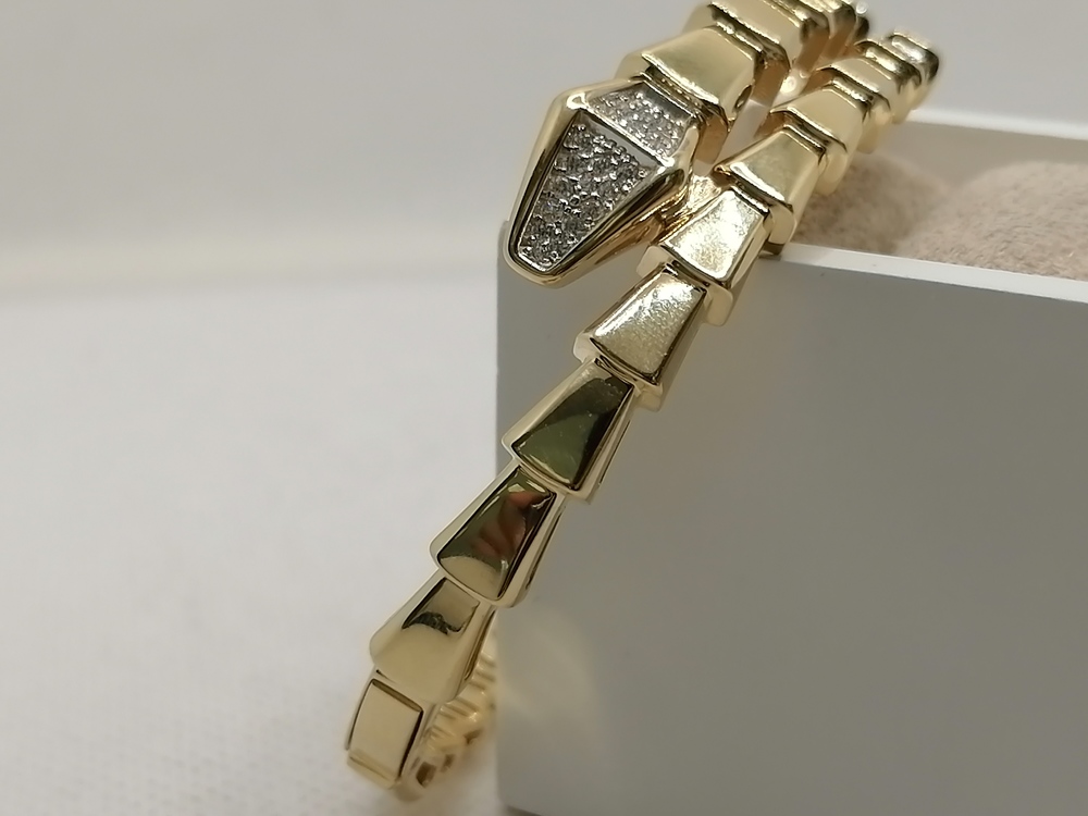 БРАСЛЕТ ЖЕСТКИЙ с камнями (Au 585)