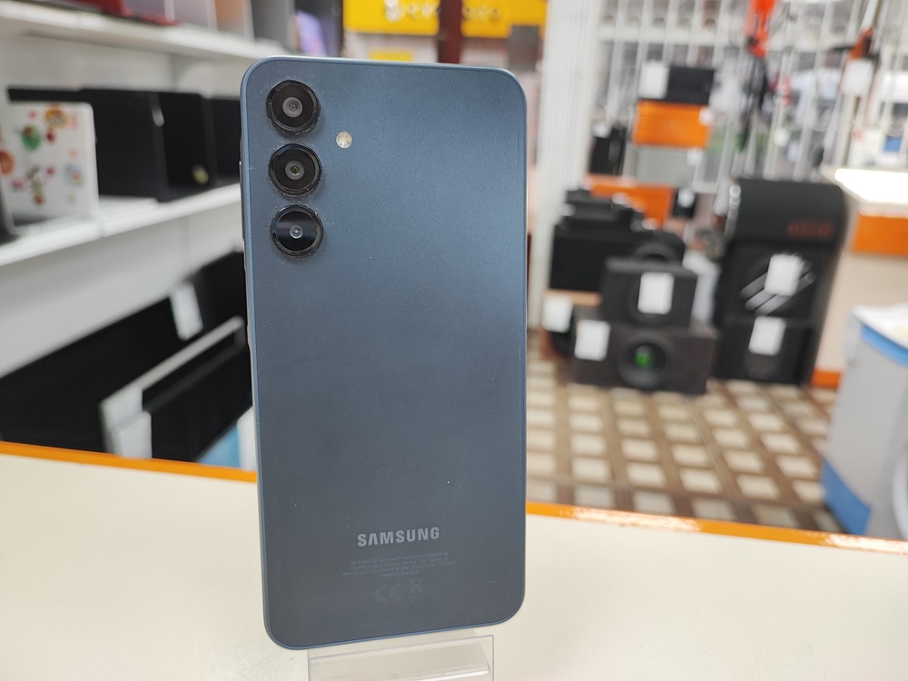 Смартфон Samsung Galaxy A16 4/128
