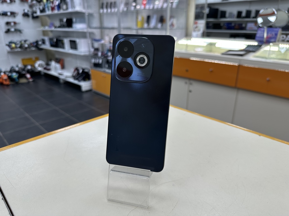 Смартфон Infinix Smart 8 Pro 4/256