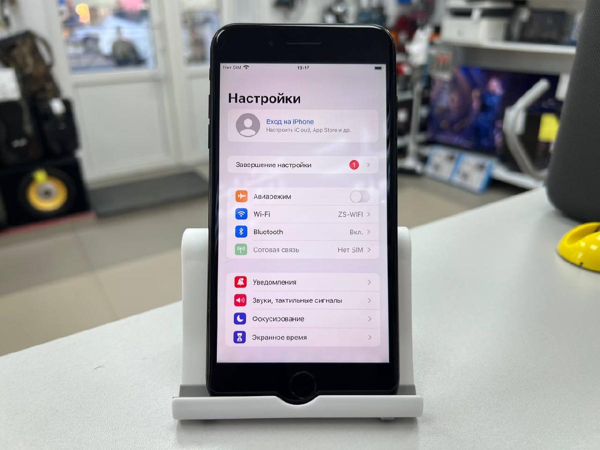 Смартфон Apple iPhone 7 Plus 128Gb