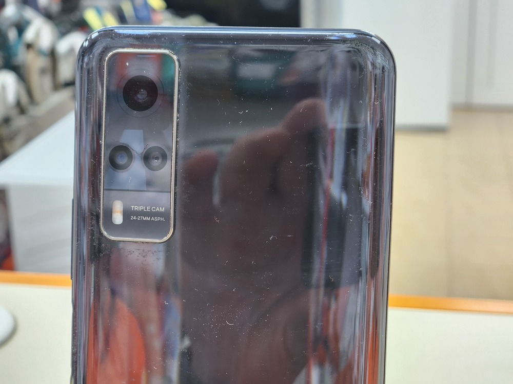 Смартфон Vivo Y31 4/64