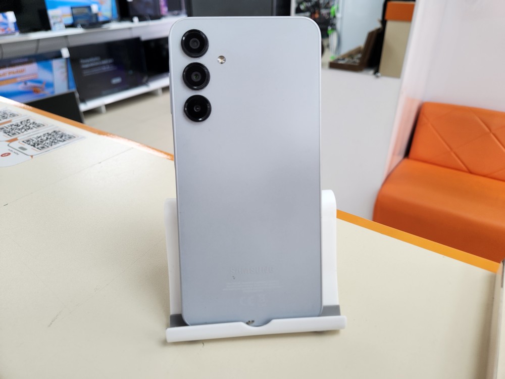 Смартфон Samsung Galaxy  A16 8/256