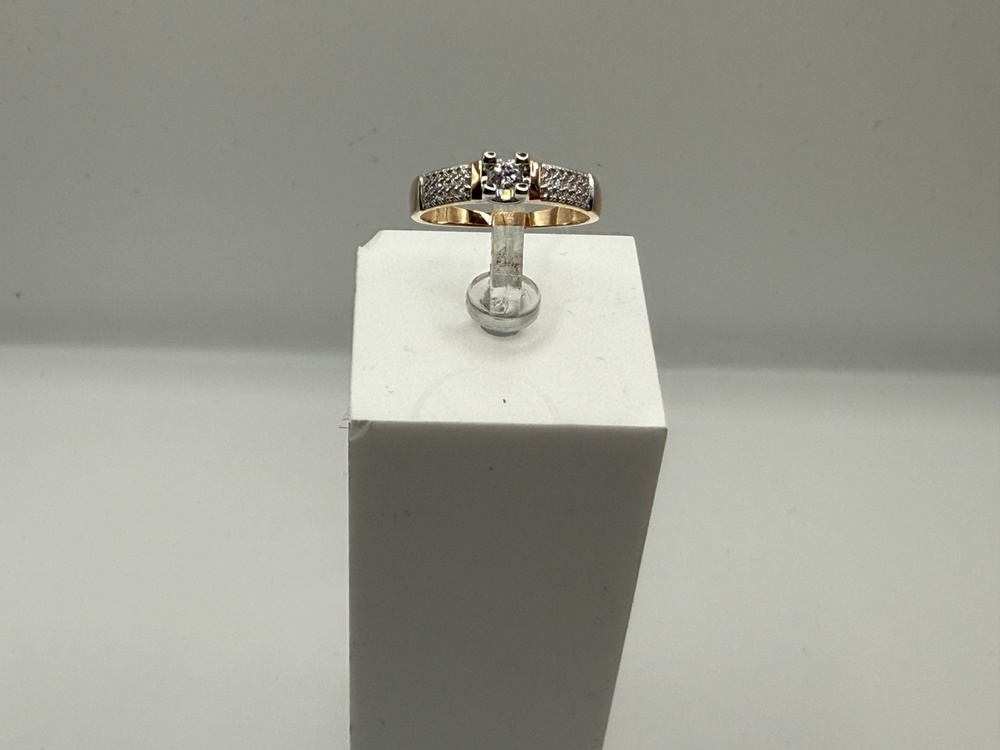 КОЛЬЦО С КАМНЯМИ (Au 585)