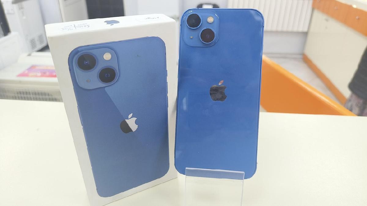 Смартфон Apple iPhone 13 128Gb