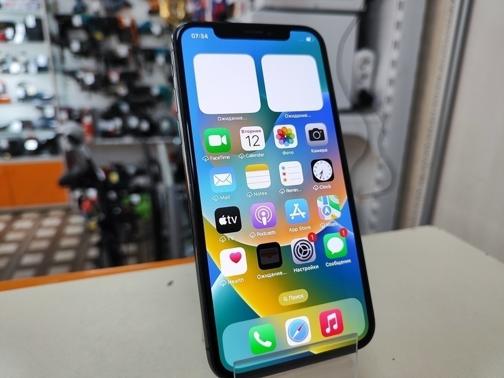 Смартфон Apple iPhone X 64Gb