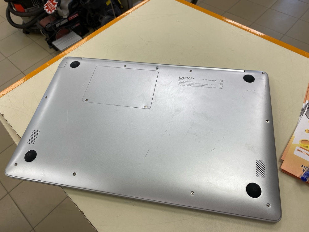Ноутбук Dexp ,; Celeron N4020, HD Graphics, 8 Гб, 240 Гб, Нет