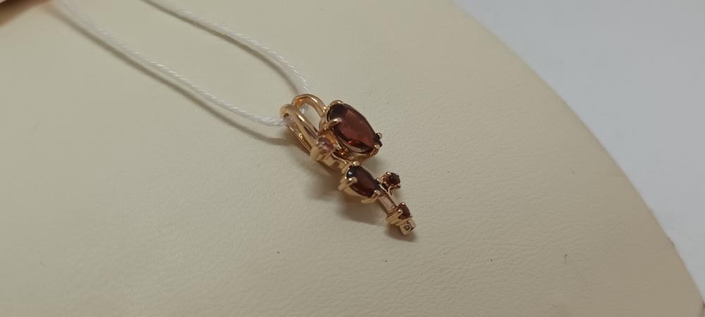 ПОДКМИ585 ПОДВЕСКА С КАМНЯМИ (Au 585)