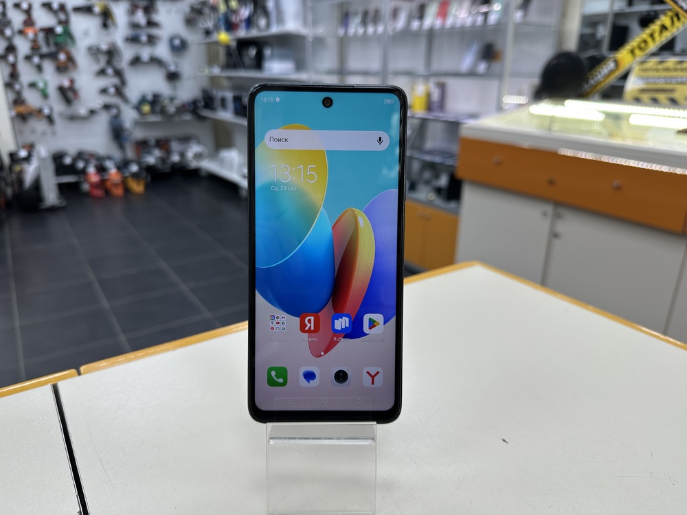 Смартфон Tecno Spark Go 2024 4/64