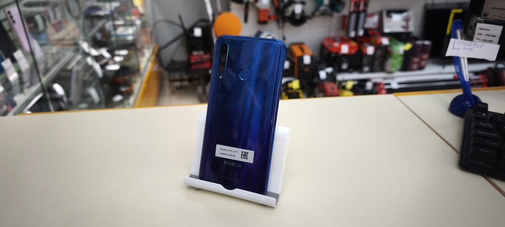 Смартфон Honor 10i 4/128