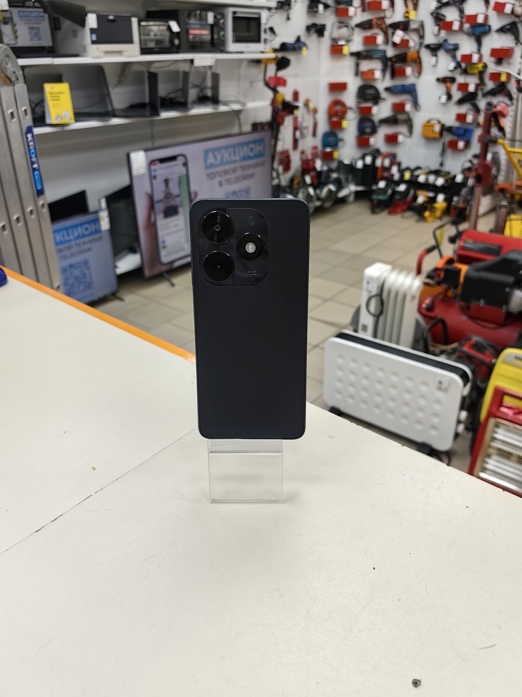 Смартфон Tecno Spark Go 2024 4/64
