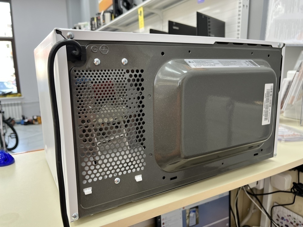 Микроволновая печь LG MS2595GIH
