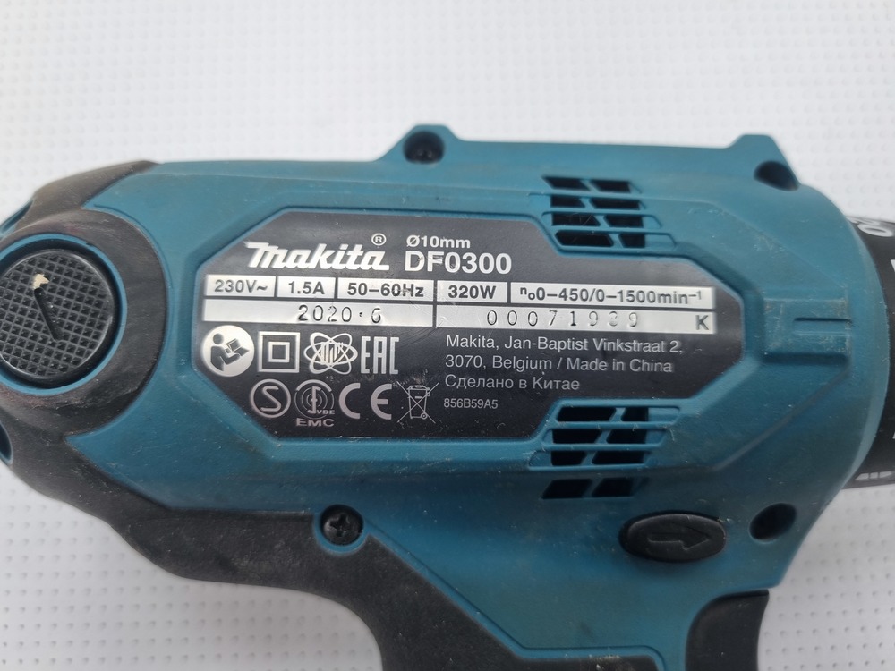 Дрель-безударная Makita DF0300