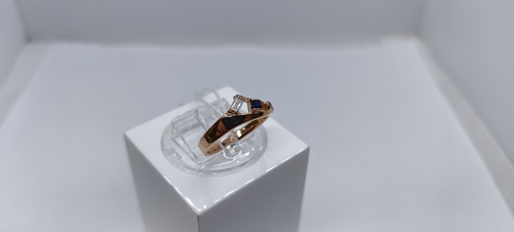 КОЛКМИ585 КОЛЬЦО С КАМНЯМИ (Au 585)