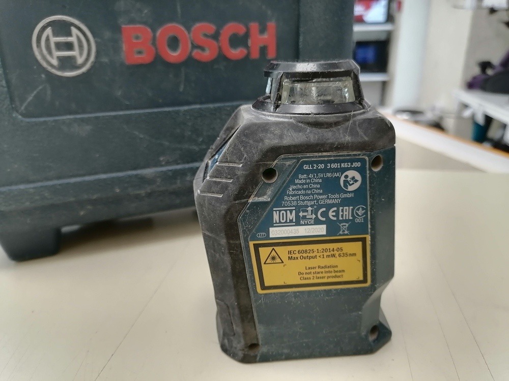 Нивелир Bosch GLL 2-20