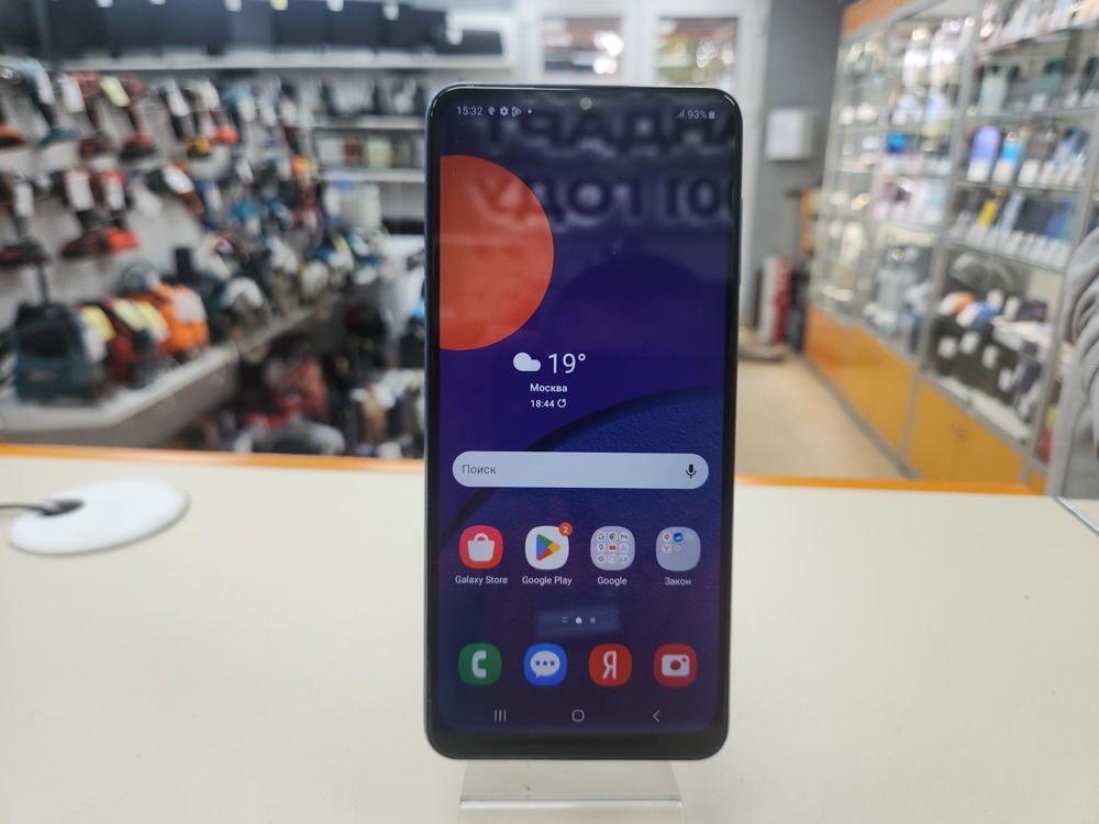 Смартфон Samsung Galaxy M12 3/32