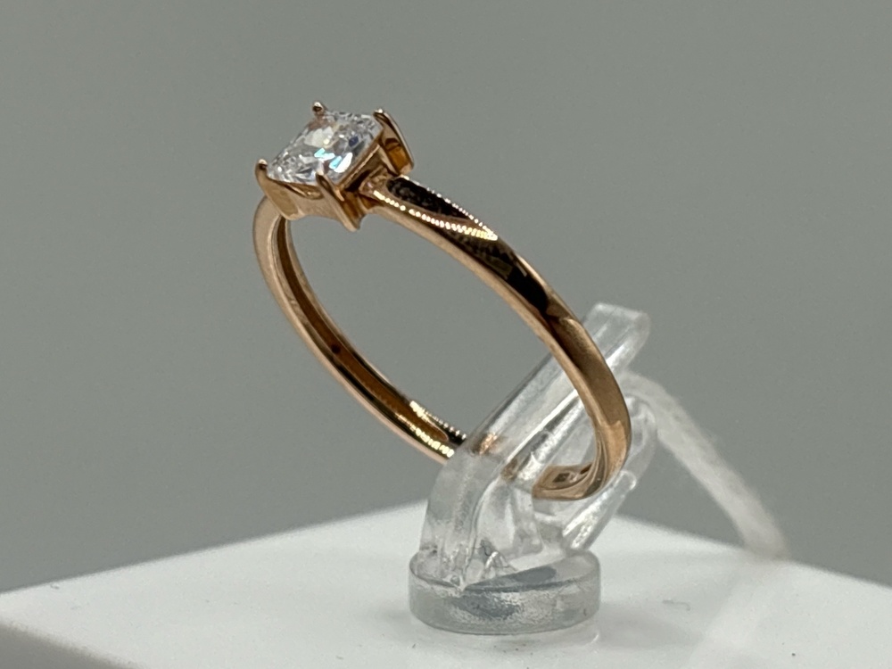 КОЛЬЦО С КАМНЕМ (Au 585)