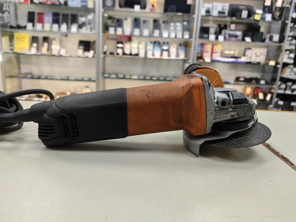 Угловая шлифмашина AEG WS 13-125XE