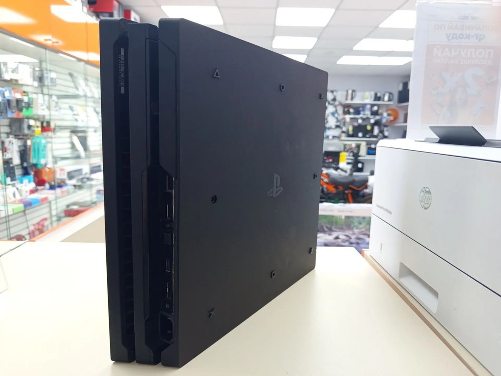 Игровая приставка PlayStation 4 Pro 500GB
