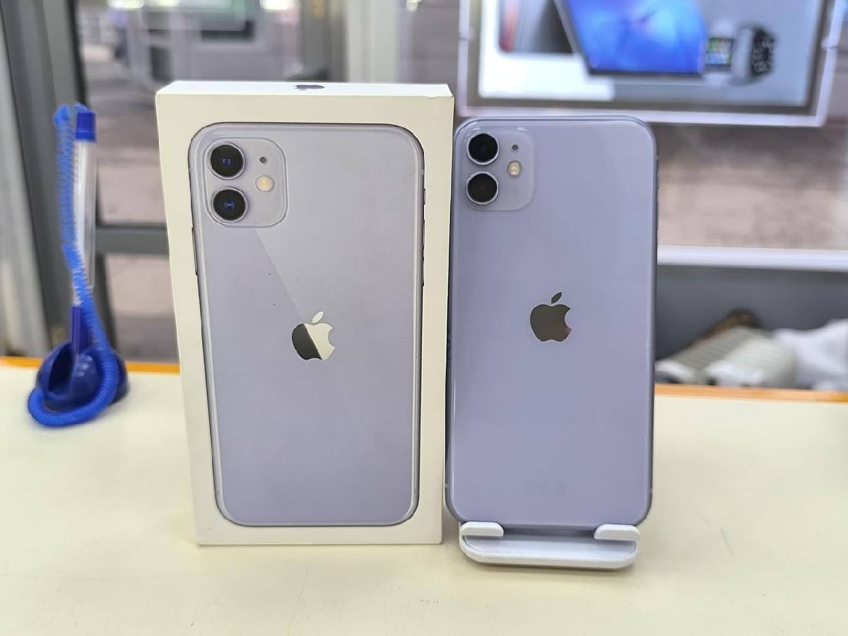 Смартфон Apple iPhone 11 64Gb