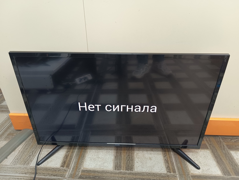 LED Телевизор BBK 32LEX-7047/T2C;