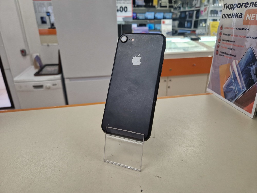 Смартфон Apple iPhone 7 32Gb