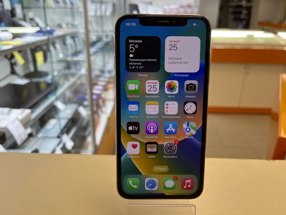 Смартфон Apple iPhone X 64Gb