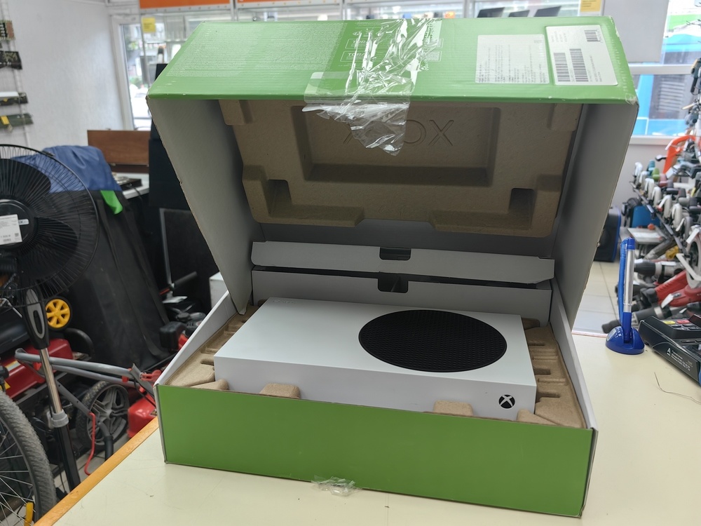 Игровая приставка Xbox Series S 512Gb SSD