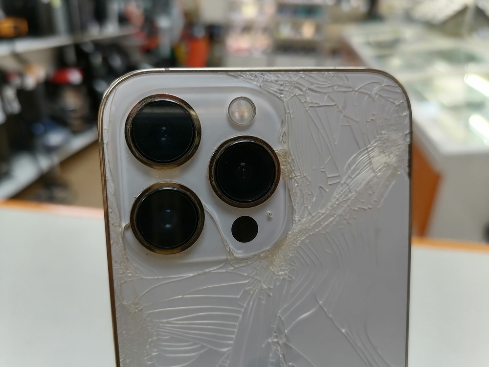 Смартфон Apple iPhone 13 Pro 128Gb