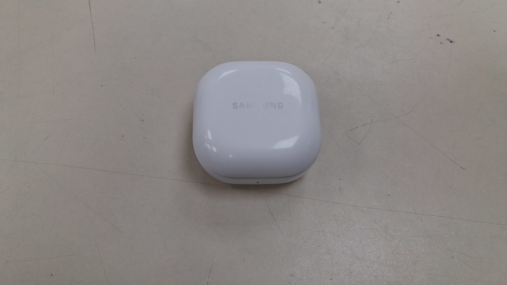 Наушники беспроводные Samsung BUDS FE