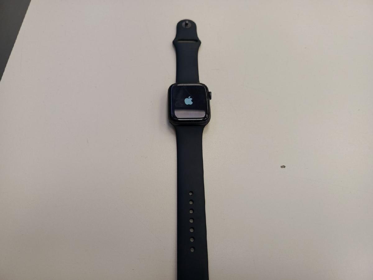 Смарт-часы Apple Watch Series 6 44 мм