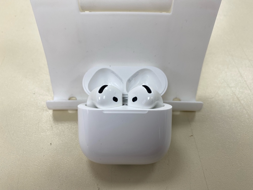 Наушники беспроводные Apple AirPods 4 Без ANC